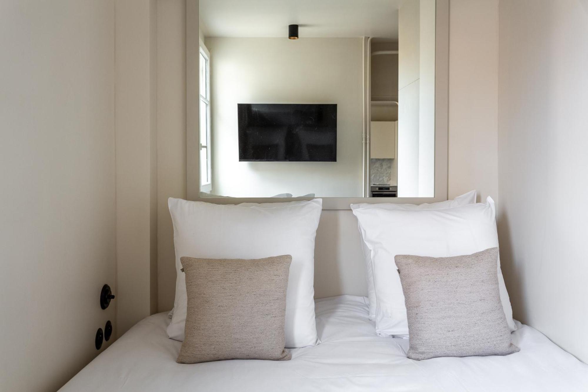 The Carla Suite Eiffel Tower View 파리 외부 사진